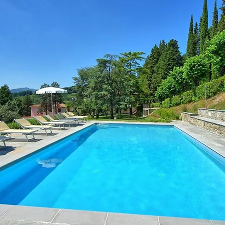 Villa Lastro Sleeps 16 Pool Wifi *
